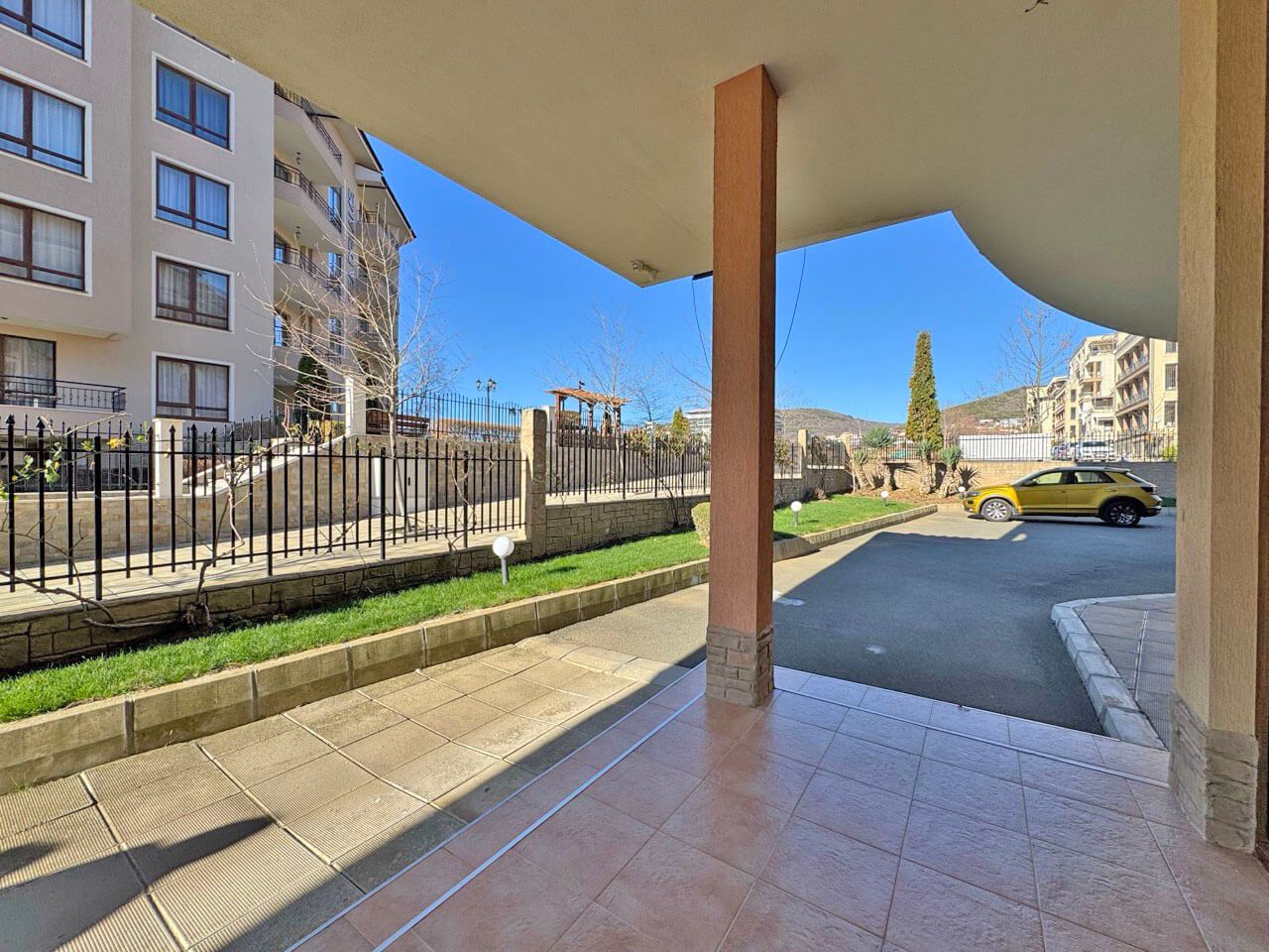 Двустаен апартамент в Свети Влас – уют, комфорт и напълно обзаведен дом в престижен комплекс