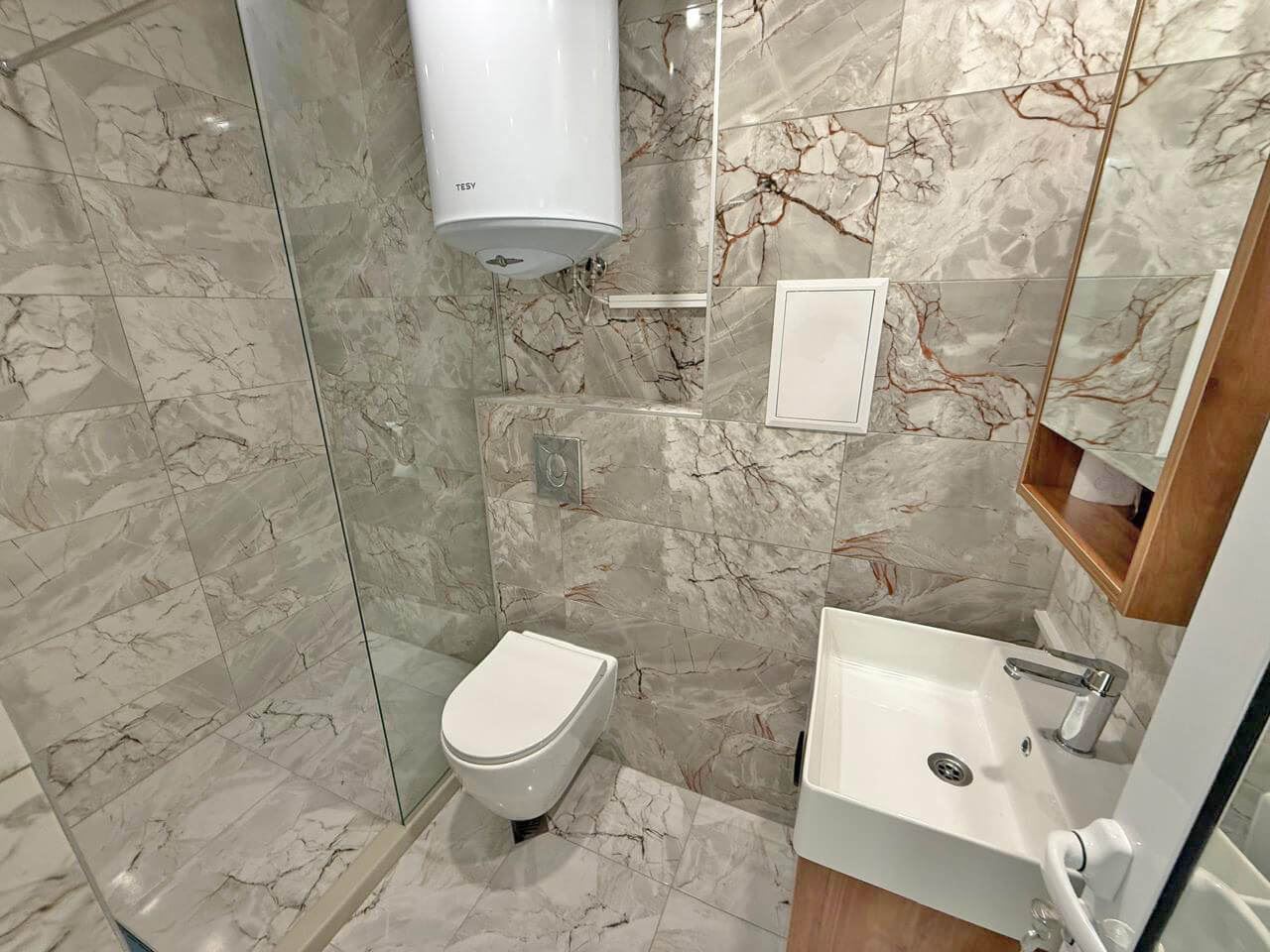 Луксозно обзаведен двустаен апартамент в Слънчев бряг – спокойствие, зеленина и отлична локация