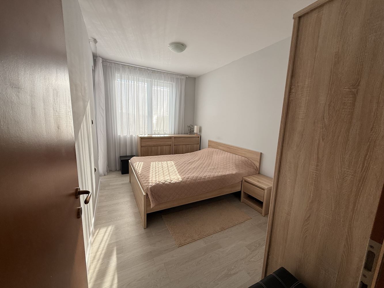 Двустаен апартамент с тераса в Слънчев бряг – комфорт и сигурност целогодишно