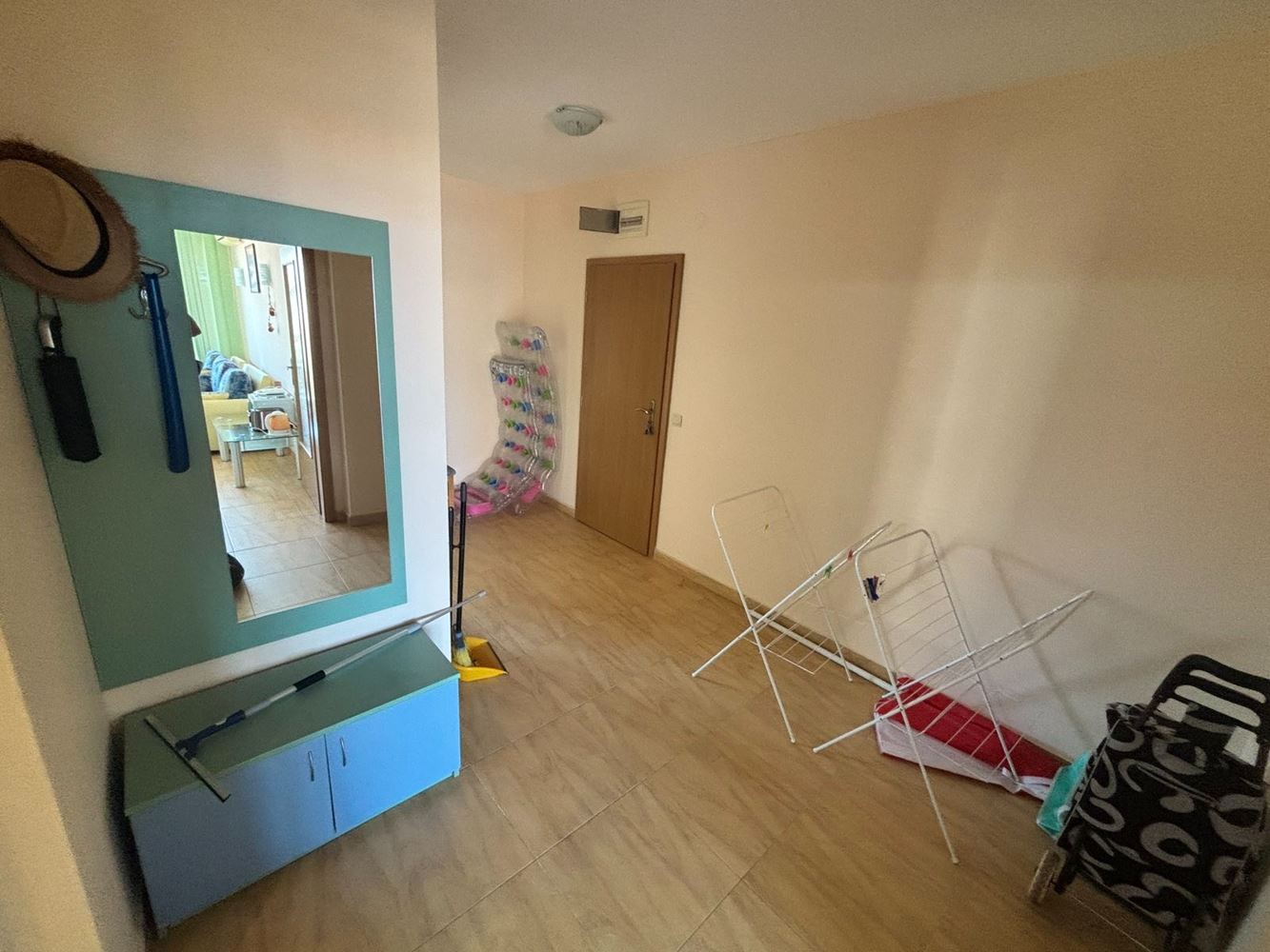 Двустаен апартамент с частична морска гледка – само на 3 минути пеша от плажа в Свети Влас