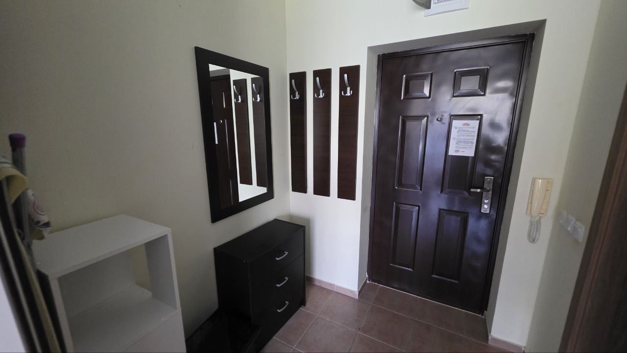 Практично и уютно студио на Слънчев бряг – уют и спокойствие с гледка към басейна