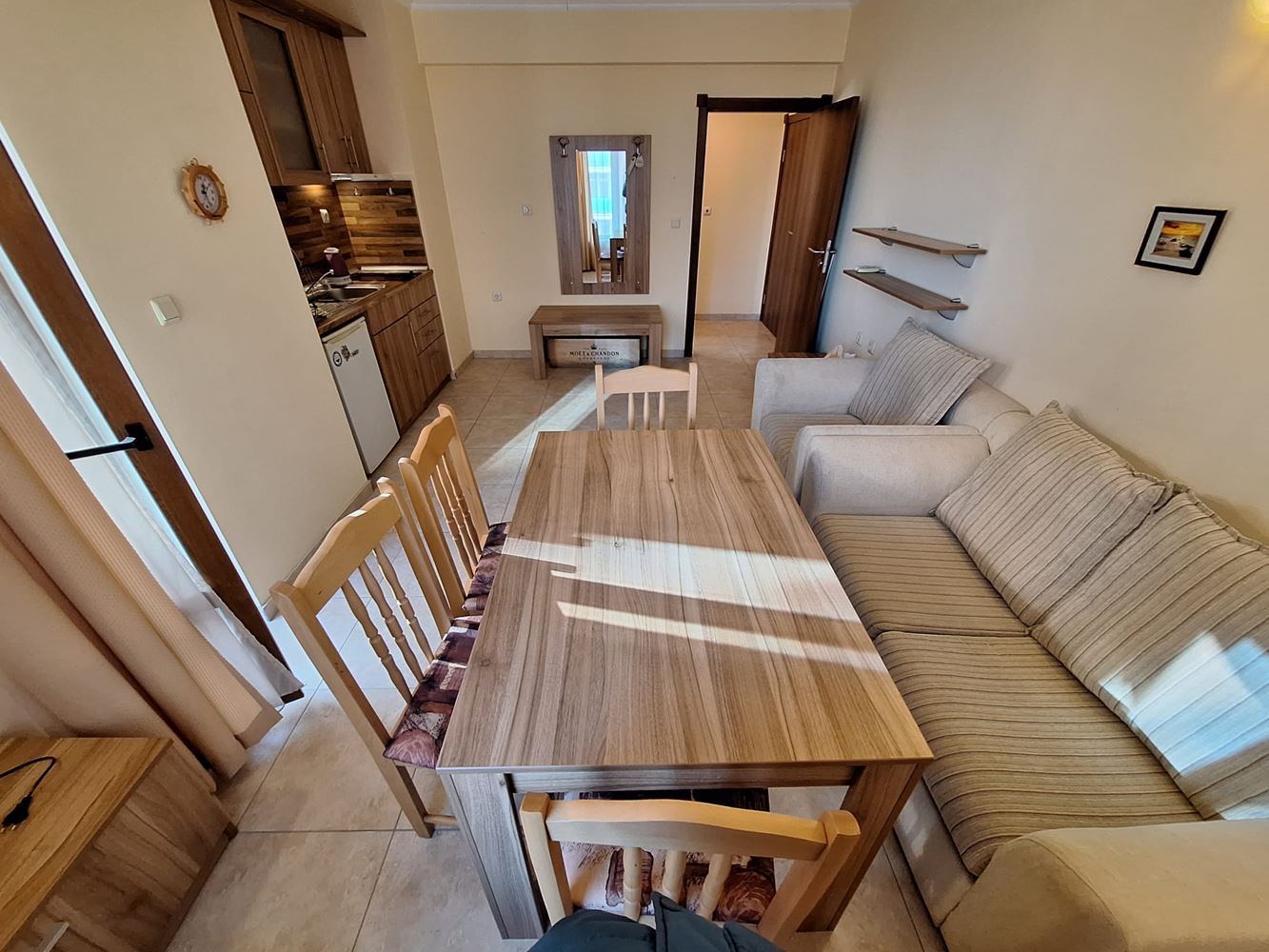 Двустаен апартамент с панорамна гледка към басейн – Слънчев бряг, само на 300 м от морето