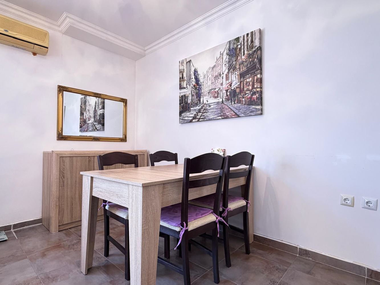 Комфортен двустаен апартамент с директен излаз към басейна – идеален за живеене и инвестиция