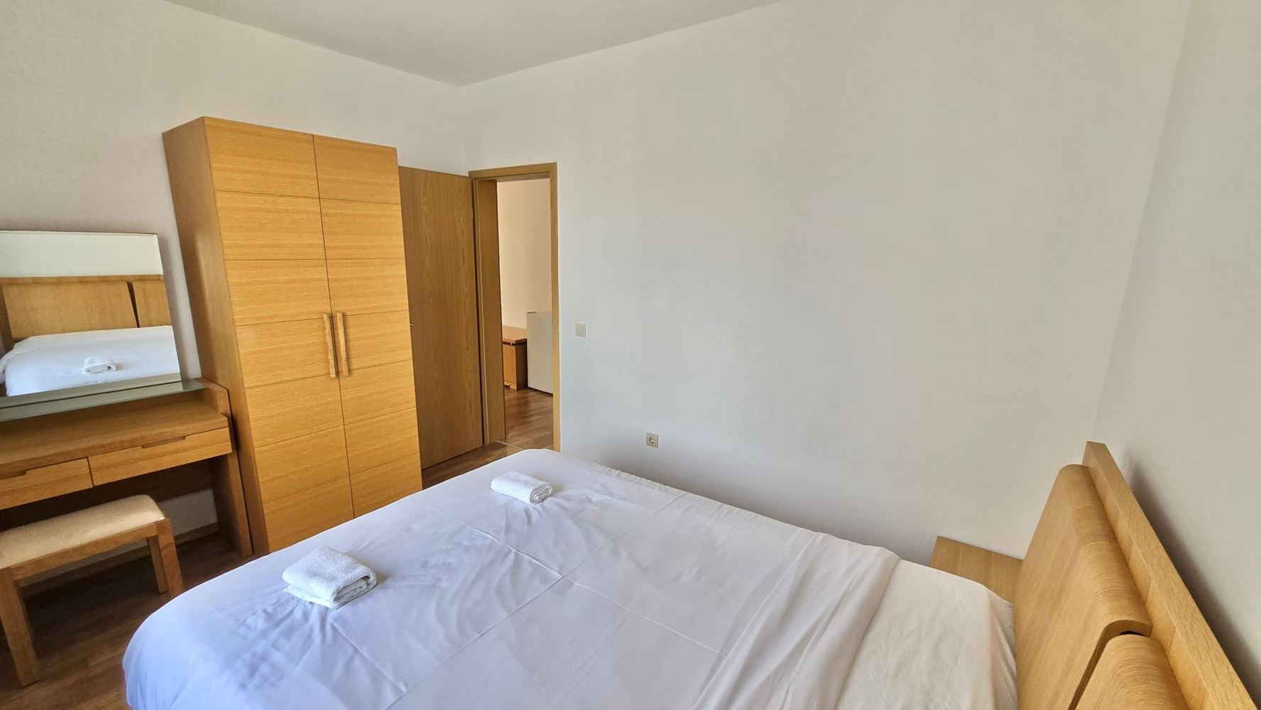 Привлекателен двустаен апартамент с гледка към басейна в Ахелой