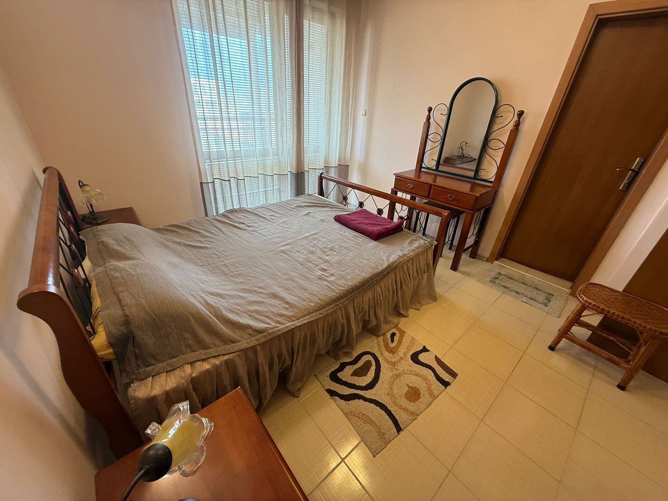 Просторен тристаен апартамент в Слънчев бряг – комфорт, природа и ниска такса поддръжка