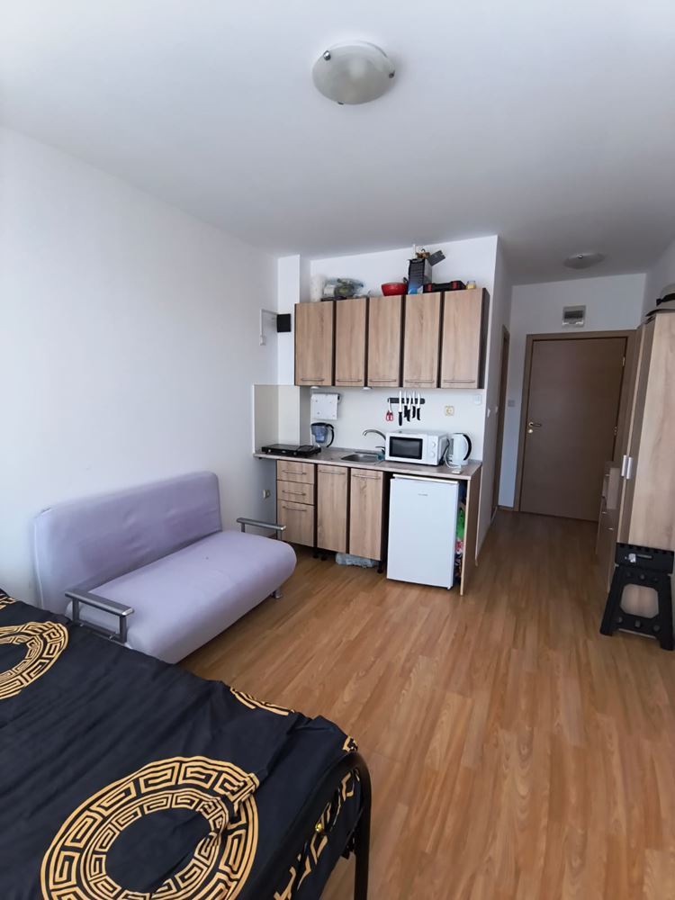 Ексклузивно обзаведено студио в затворен комплекс с богата инфраструктура и спокойна атмосфера