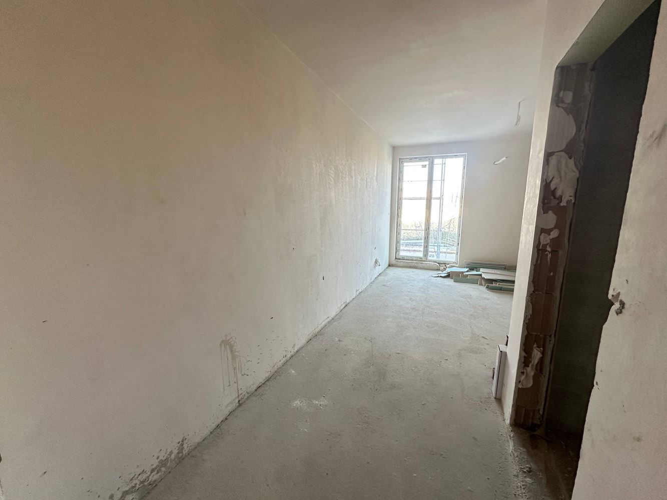 Ново партерно студио на 200 метра от плажа в Несебър – комфорт, стил и отлична локация