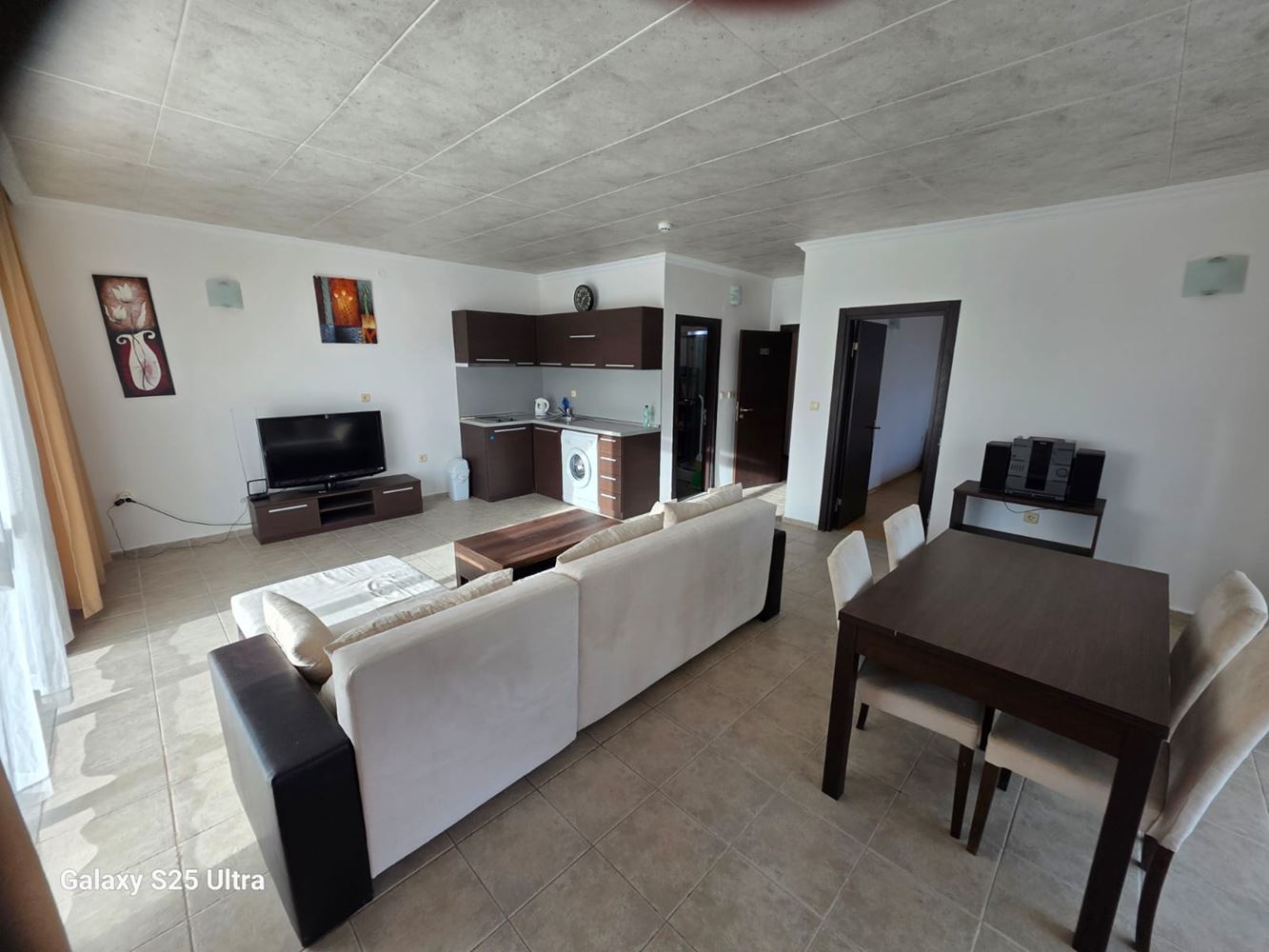 Двустаен апартамент с гледка море и Стария Несебър в Свети Влас