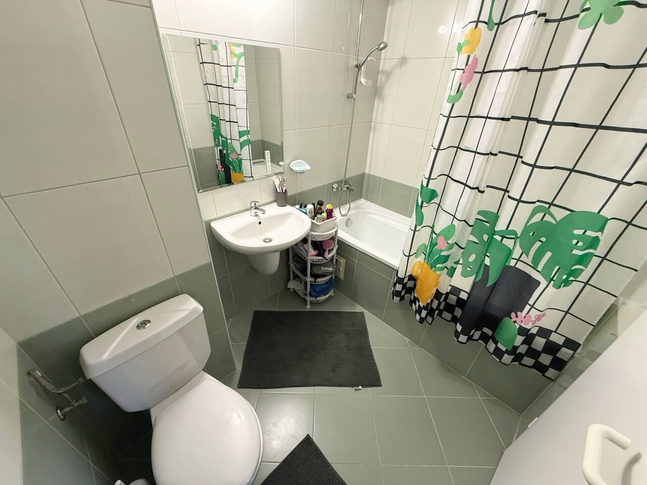 Тристаен апартамент на първа линия в Ахелой – простор, морска панорама и комфорт за цялото семейство