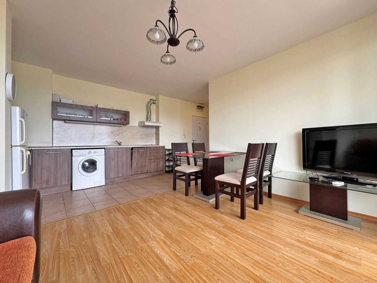 Двустаен апартамент в Слънчев бряг – уют, комфорт и пълноценен живот край морето