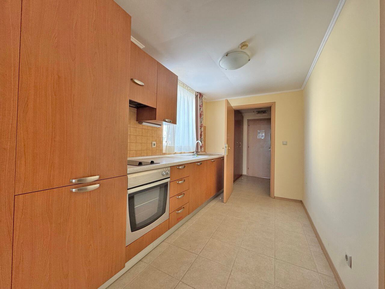 Ексклузивен двустаен апартамент на първа линия в Поморие – лукс, престиж и инвестиция с незабавна възвръщаемост