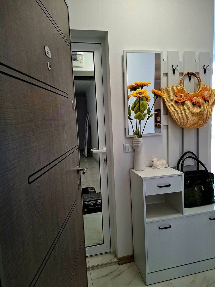 Стилен двустаен апартамент с ниска такса поддръжка в Слънчев бряг – комфорт, сигурност и отлична инвестиция на морето