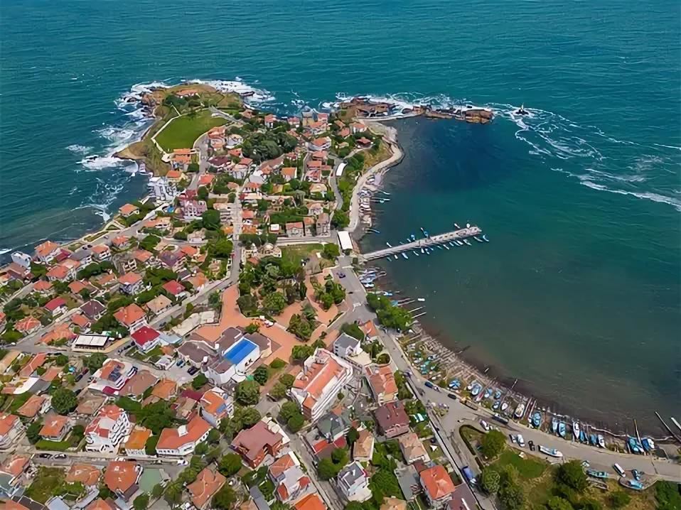 Двустаен апартамент на 50 метра от морето без такса поддръжка – Ахтопол