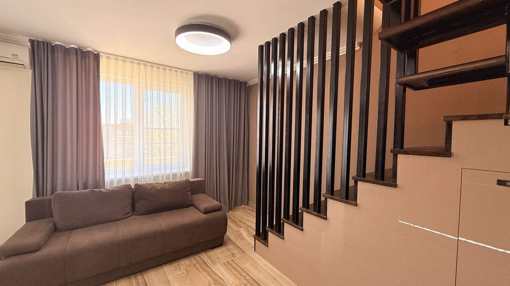 Луксозен мезонет с три спални в сърцето на Слънчев бряг – простор, стил и комфорт на две нива