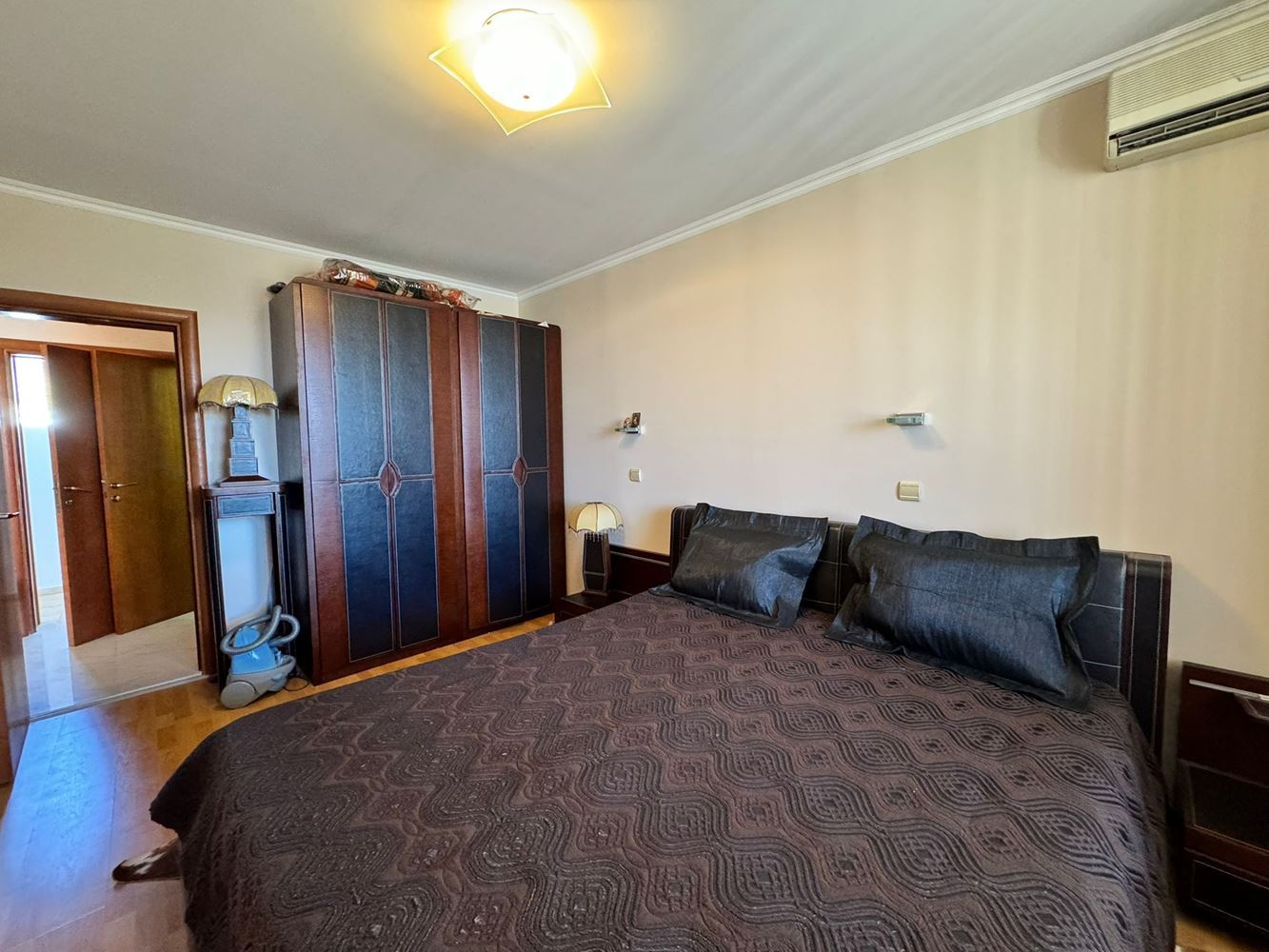 Стилен двустаен апартамент в елитен комплекс в сърцето на Свети Влас