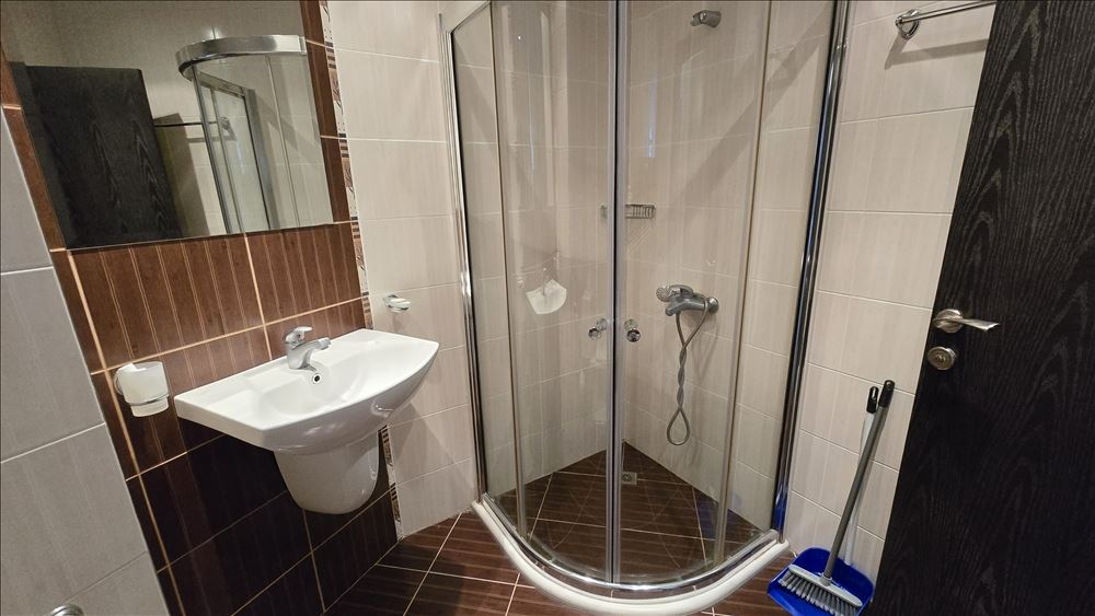 Елегантно студио в елитен комплекс в Сарафово – няколко крачки от плажа, лукс, СПА и басейн пред Вас