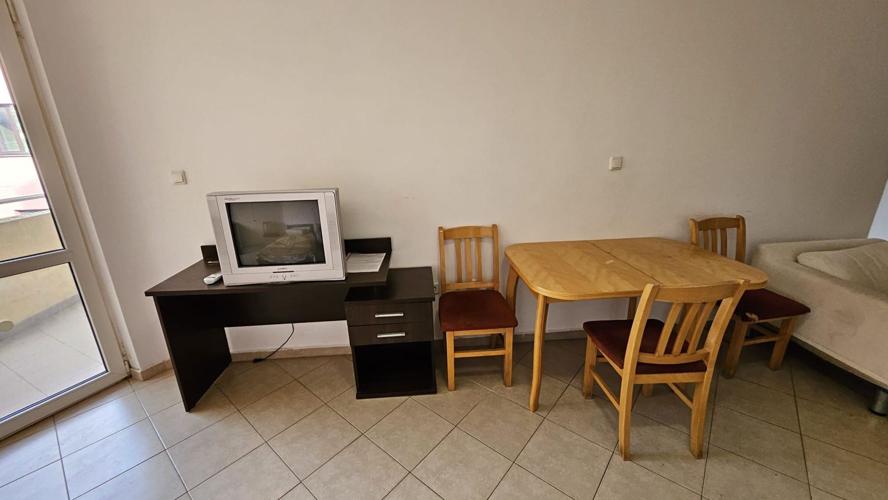 Двустаен апартамент на 200 м от плажа в Слънчев бряг – отлична локация и инвестиционен потенциал