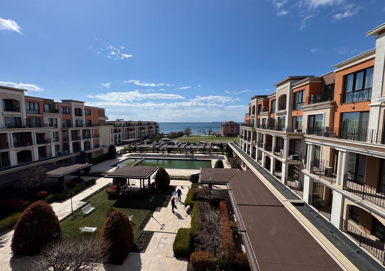 Студио на първа линия с гледка море в луксозен комплекс – напълно обзаведено и готово за ползване