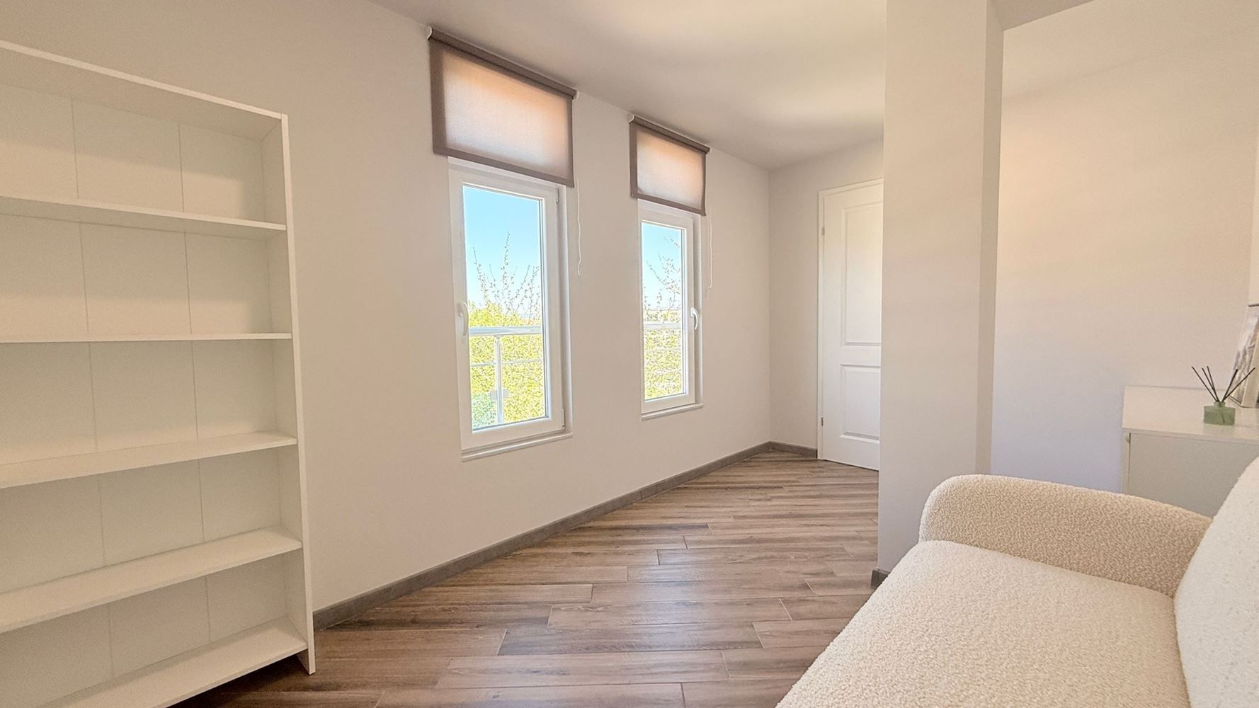 Луксозен четиристаен апартамент на първа линия в Равда – простор, престиж и впечатляваща морска панорама