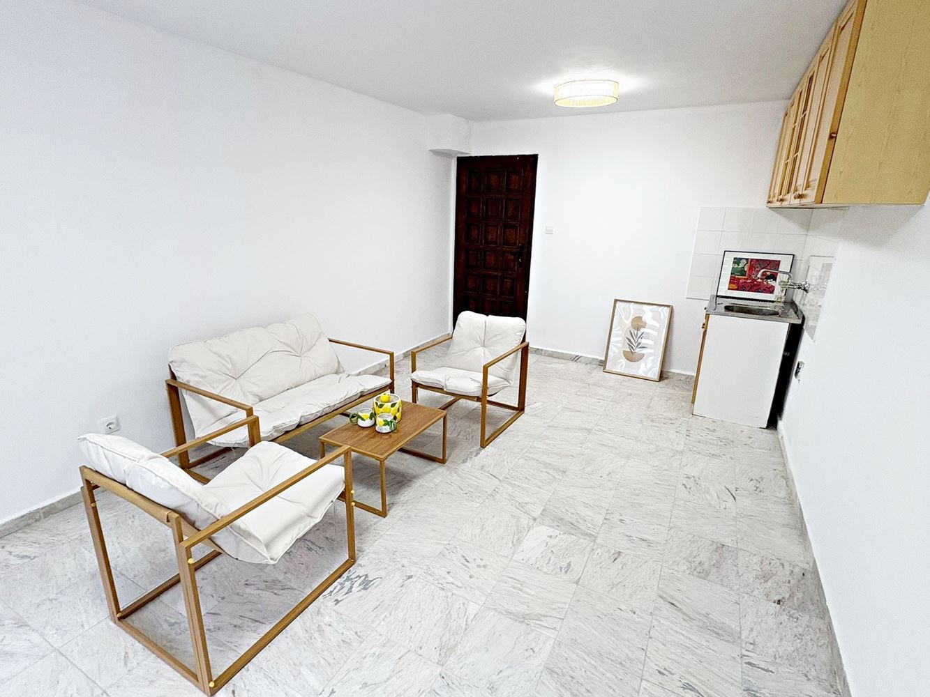 Две независими жилищни пространства с морска гледка в центъра на Свети Влас – дизайнерски интериор и собствено паркомясто