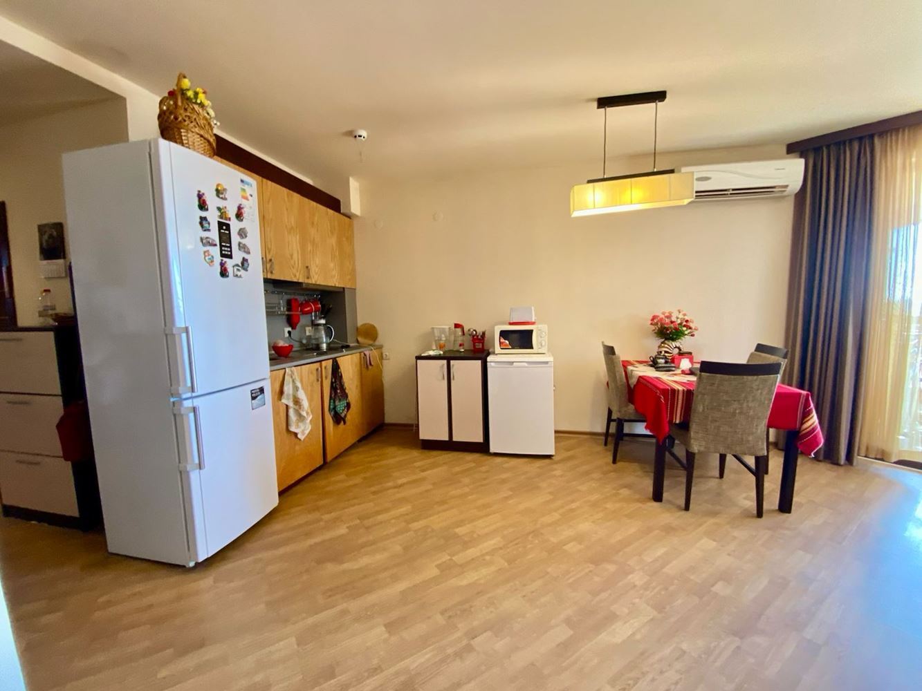 Просторно напълно обзаведено студио с гледка към басейн в слънчев бряг – комфорт, спокойствие и отлична инвестиция