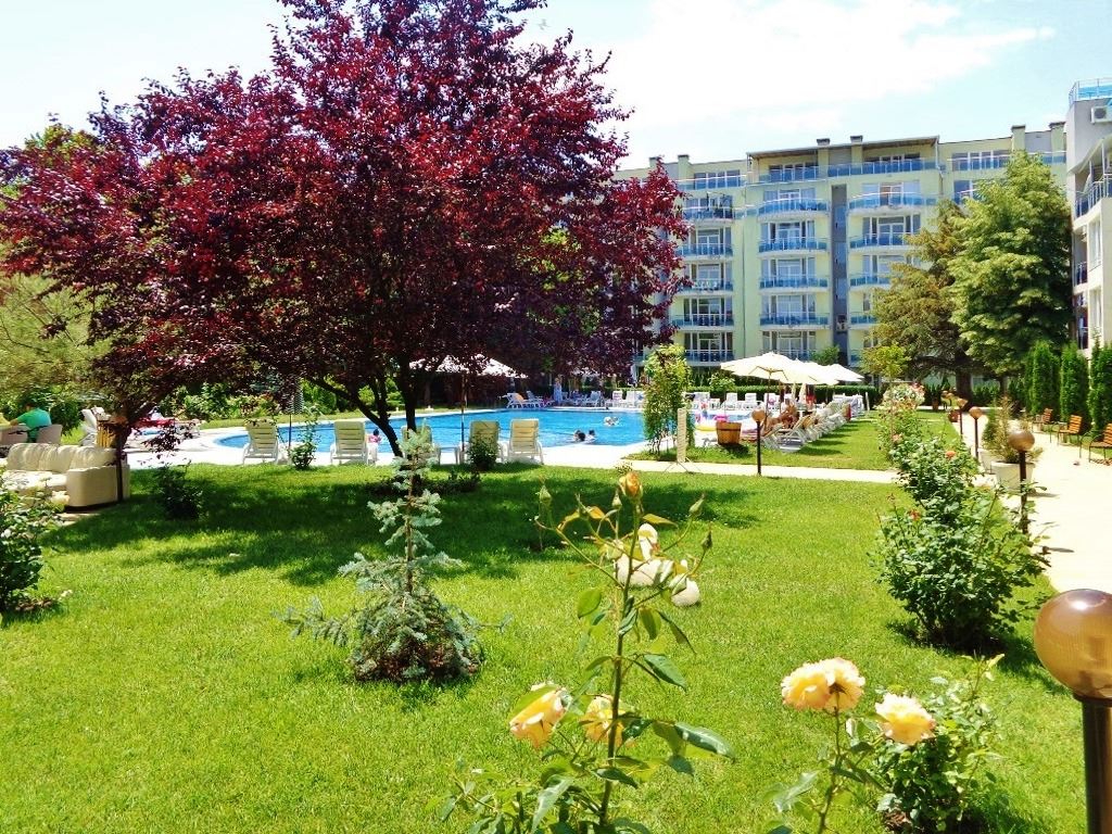 Луксозен тристаен апартамент с морска гледка на първа линия в Равда – 114 м², две тераси и пълен комфорт