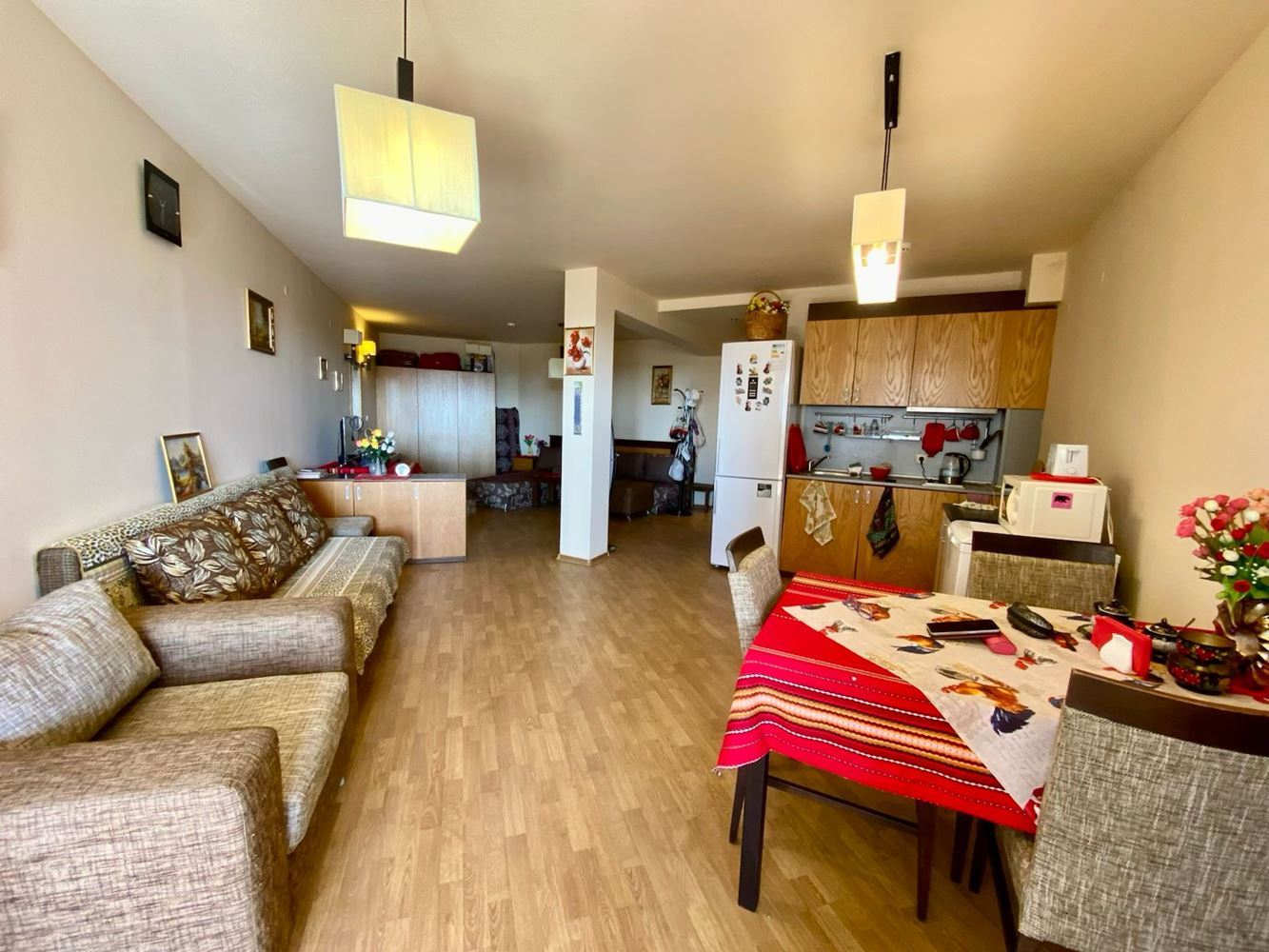 Просторно напълно обзаведено студио с гледка към басейн в слънчев бряг – комфорт, спокойствие и отлична инвестиция