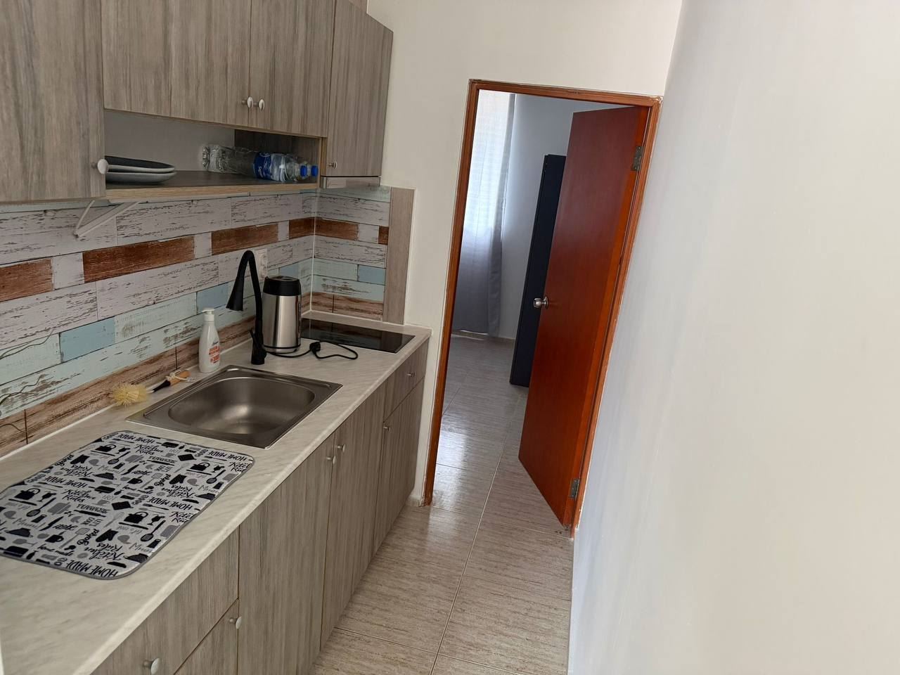 Двустаен апартамент в Слънчев бряг с отлични удобства и близост до плажа