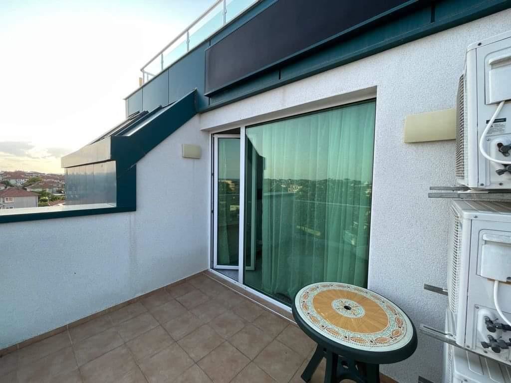 Панорамен апартамент с две спални с морска гледка в Равда – светлина, простор и ниска такса поддръжка