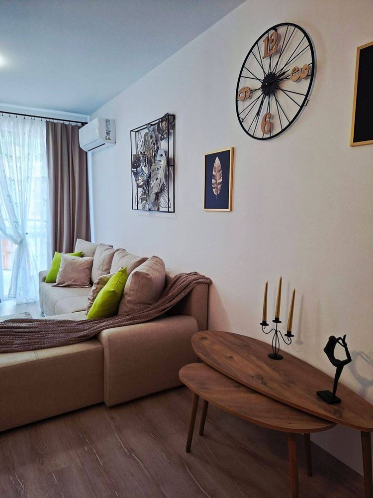 Стилен двустаен апартамент с ниска такса поддръжка в Слънчев бряг – комфорт, сигурност и отлична инвестиция на морето