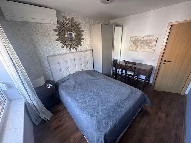 Пентхаус с панорамна морска гледка и собствен плажен достъп в Свети Влас