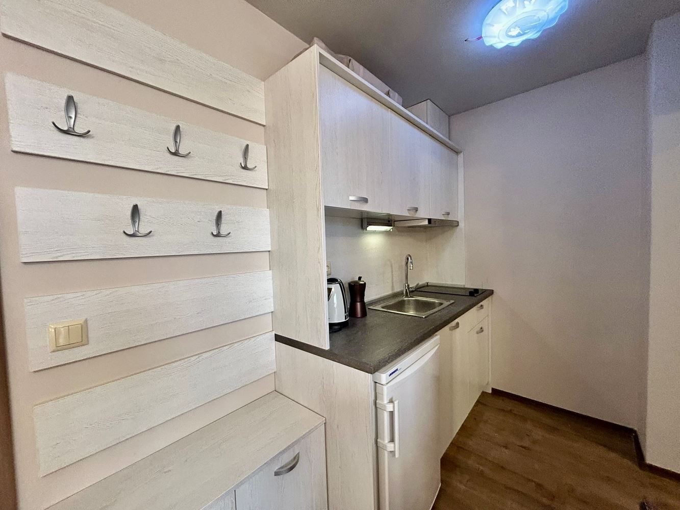 Модерно студио в престижен комплекс на Слънчев бряг – идеално за инвестиция и комфортен живот