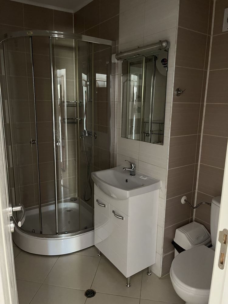 Обзаведен тристаен апартамент в комплекс в Равда, готов за нанасяне