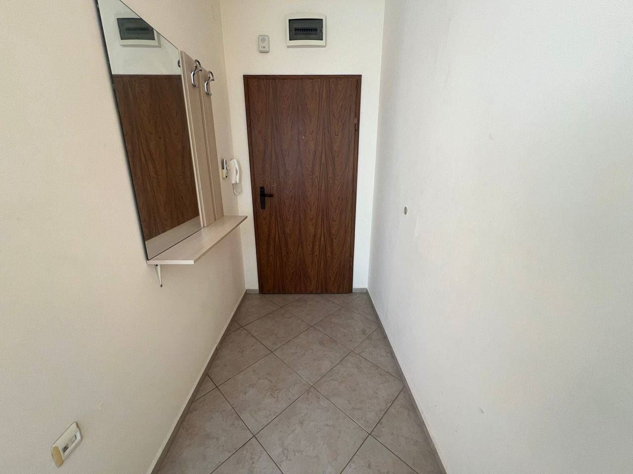 Просторен двустаен апартамент на Слънчев бряг – комфорт и простор в добре поддържан комплекс