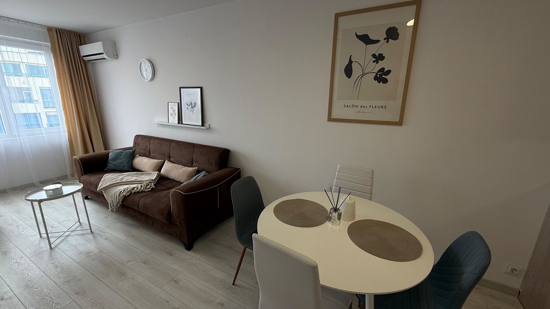 Просторен и модерен двустаен апартамент с всички удобства в Поморие