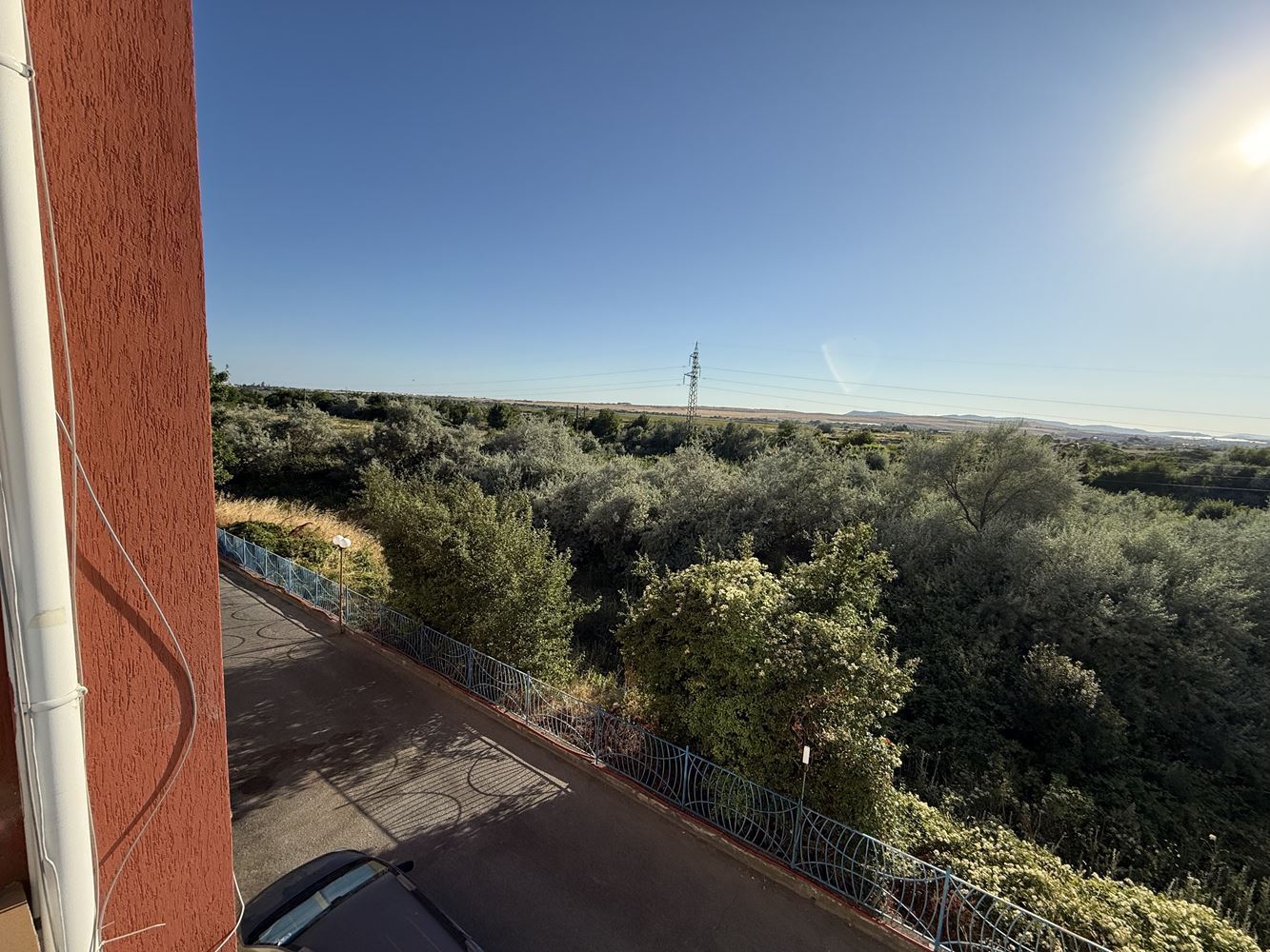 Двустаен апартамент с тераса в Слънчев бряг – комфорт и сигурност целогодишно