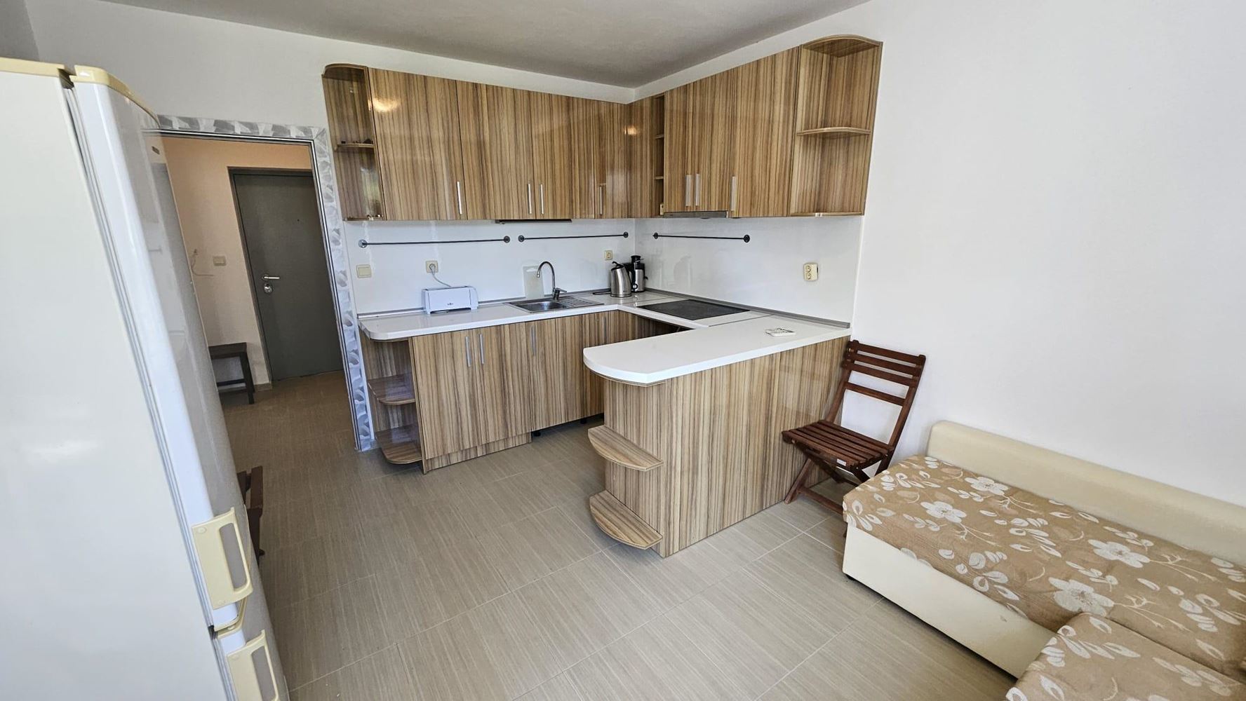 Двустаен апартамент на 50 метра от морето без такса поддръжка – Ахтопол