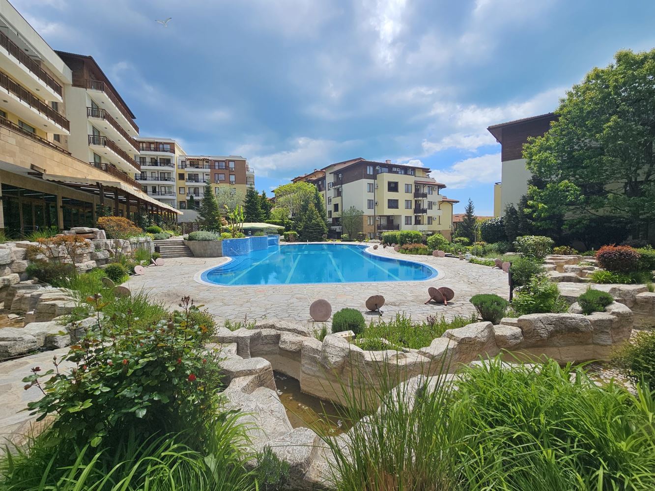 Уютно студио на първа линия с морска атмосфера в Свети Влас