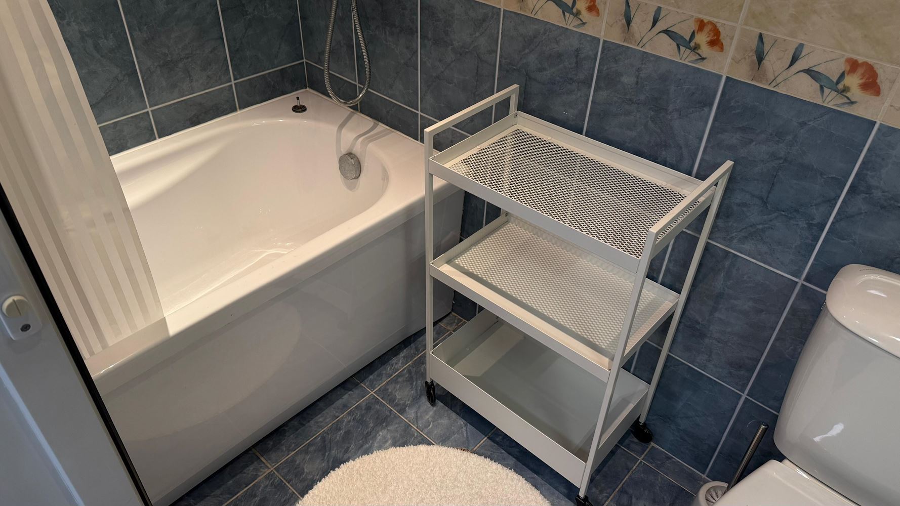 Просторен и модерен двустаен апартамент с всички удобства в Поморие