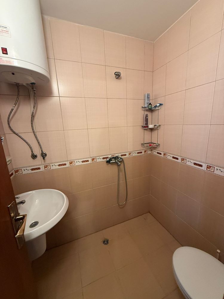 Просторен тристаен апартамент в Слънчев бряг – комфорт, природа и ниска такса поддръжка