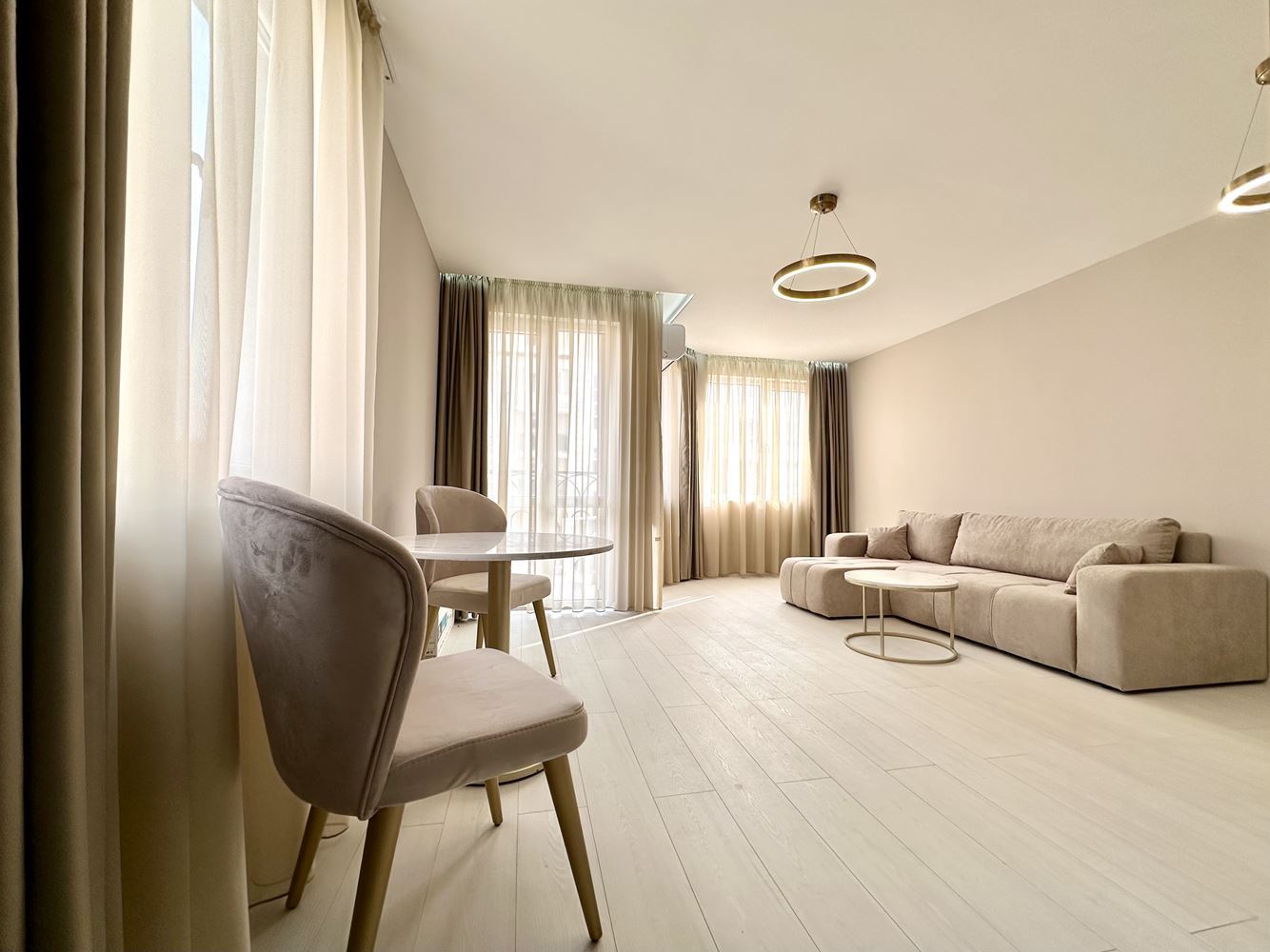 Уютен двустаен апартамент с гледка към басейн и зелени площи в Слънчев бряг – готов за ползване