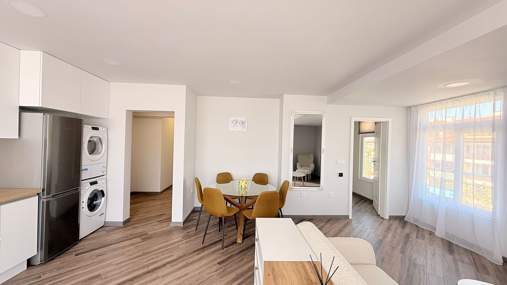 Луксозен четиристаен апартамент на първа линия в Равда – простор, престиж и впечатляваща морска панорама