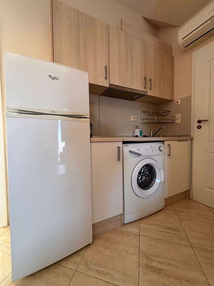 Елегантно студио с панорамна тераса в луксозен комплекс в Слънчев бряг