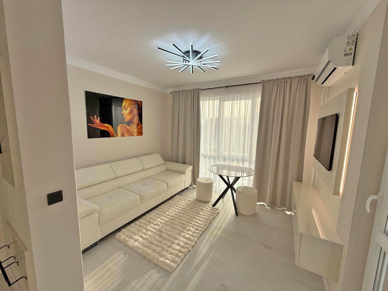 Луксозно обзаведен двустаен апартамент в Слънчев бряг – спокойствие, зеленина и отлична локация