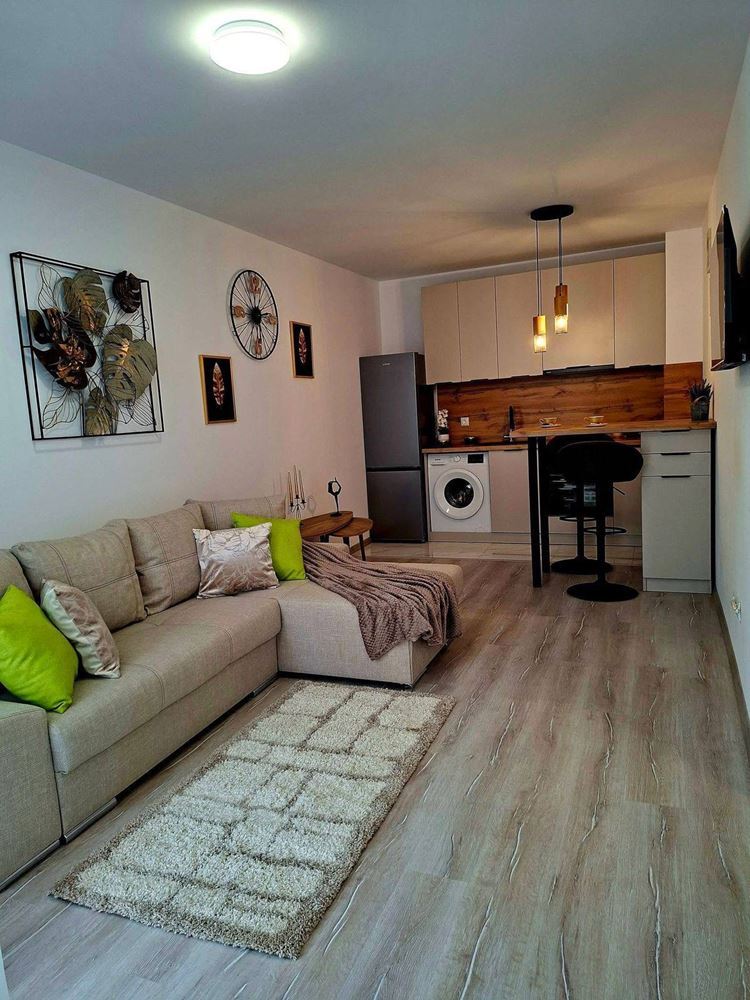 Стилен двустаен апартамент с ниска такса поддръжка в Слънчев бряг – комфорт, сигурност и отлична инвестиция на морето