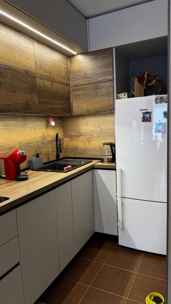 Двустаен апартамент в престижен комплекс с гледка към морето и зеленина