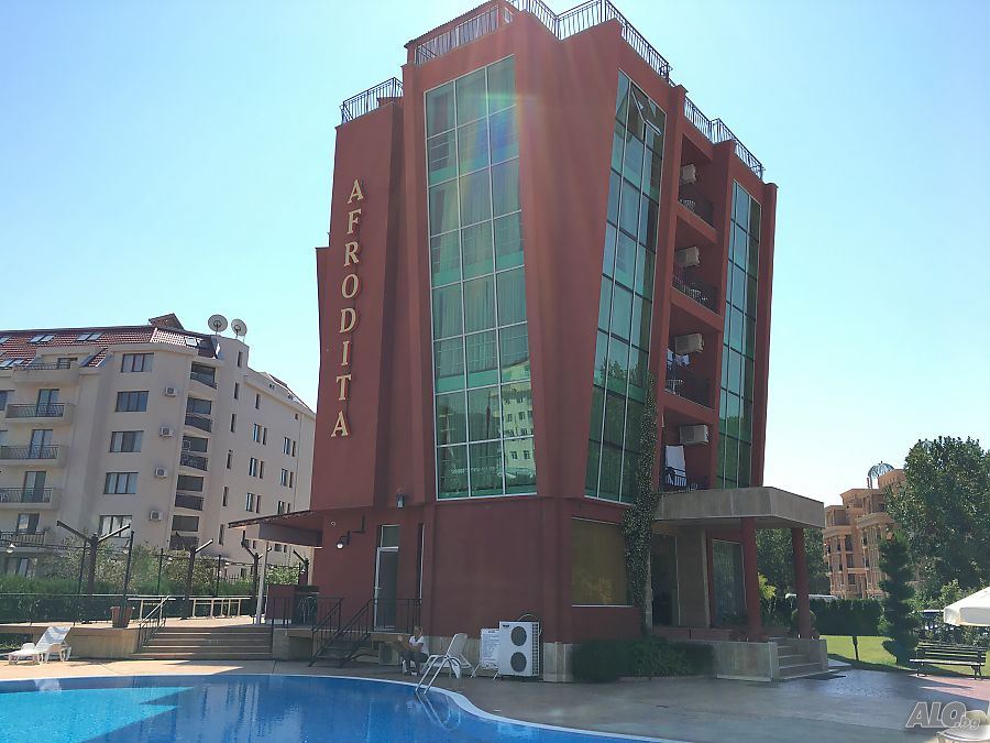 Модерен двустаен апартамент в Слънчев бряг – стил, комфорт и готовност за нанасяне