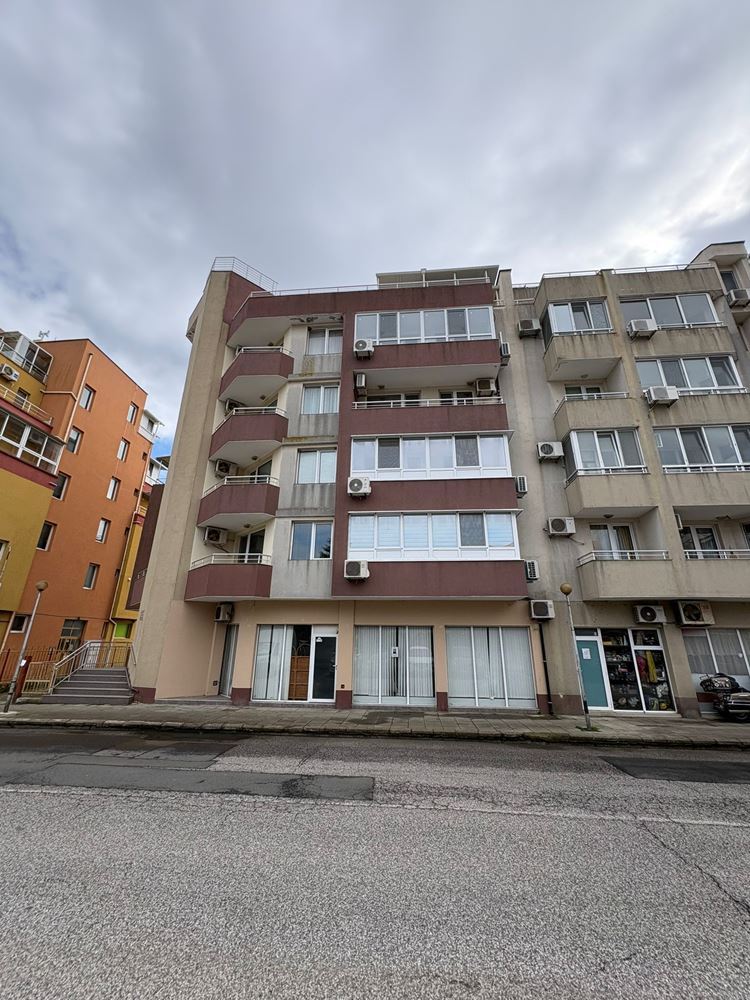 Двустаен апартамент в Поморие – отлична локация на 400 м от морето и центъра