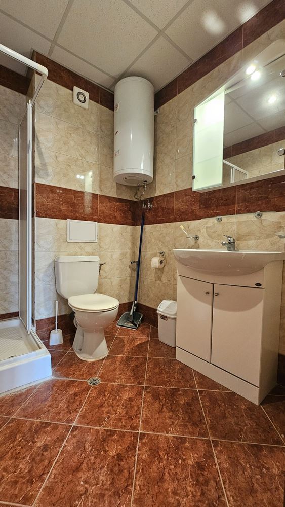 Морска идилия на първа линия – двустаен апартамент с гледка море в Свети Влас