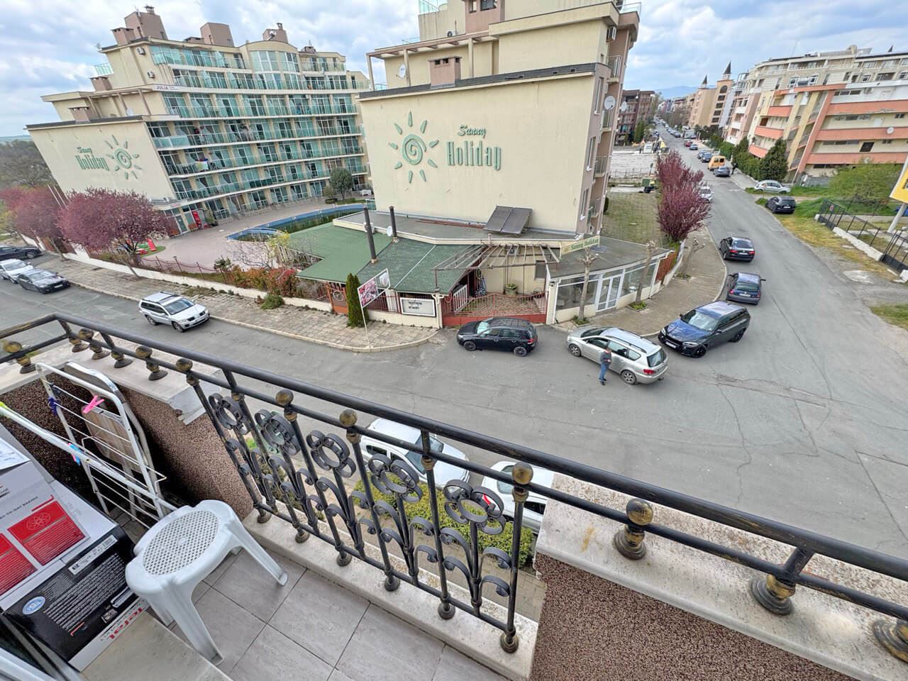 Обзаведено студио в Слънчев бряг – отлична инвестиция в комплекс с премиум удобства и богат набор от услуги